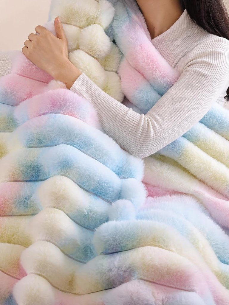 Fluffy Faux Fur Throw Blanket - Super Soft Thick Plush Cozy Fuzzy Rabbit Fur, Lu